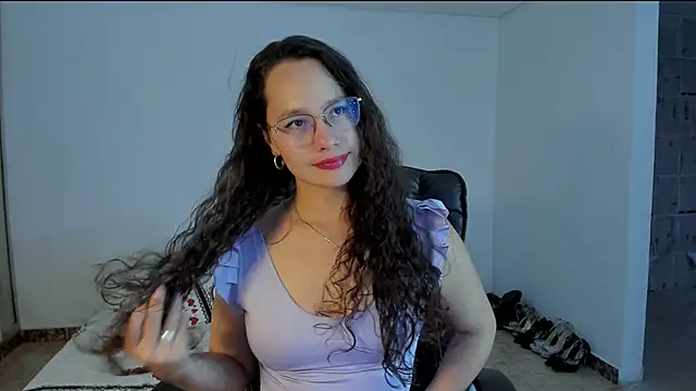 emmaTorres1 online show from 03-09-25, 02:39