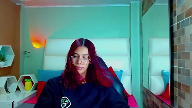 Nicole Angels  online show from 01-05-25, 02:19