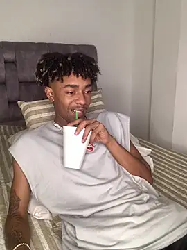 Boy cock18 online show from 02-24-25, 05:00