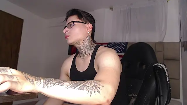 DennisWalkerr online show from 01-26-25, 02:03