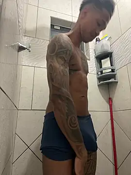 Muzao online show from 03-18-26, 03:42