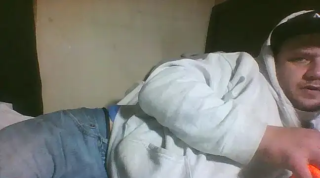 Snapshot of party51502 chatting on 12-21-24, 01:53 party51502 online show from 12-21-24, 01:53