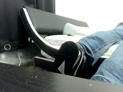 Snapshot of party51502 chatting on 02-03-25, 10:58 party51502 online show from 02-03-25, 10:58