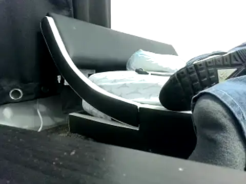 Snapshot of party51502 chatting on 02-03-25, 02:02 party51502 online show from 02-03-25, 02:02