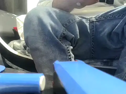 Snapshot of party51502 chatting on 02-16-25, 09:37 party51502 online show from 02-16-25, 09:37