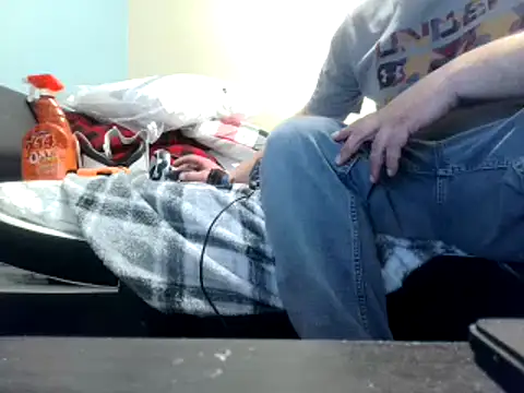 Snapshot of party51502 chatting on 02-28-25, 11:01 party51502 online show from 02-28-25, 11:01