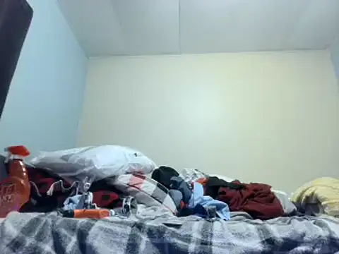 Snapshot of party51502 chatting on 03-01-25, 09:29 party51502 online show from 03-01-25, 09:29