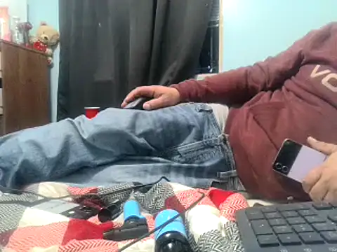 Snapshot of party51502 chatting on 09-30-25, 02:05 party51502 online show from 09-30-25, 02:05