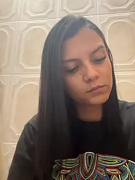 Snapshot of Abril_jones10 chatting on 11-22-25, 11:26 Abril jones10 online show from 11-22-25, 11:26