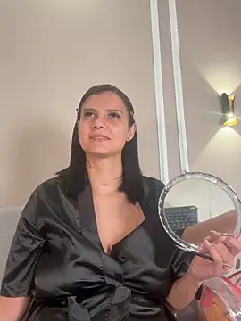 Snapshot of Abril_jones10 chatting on 11-30-25, 01:42 Abril jones10 online show from 11-30-25, 01:42