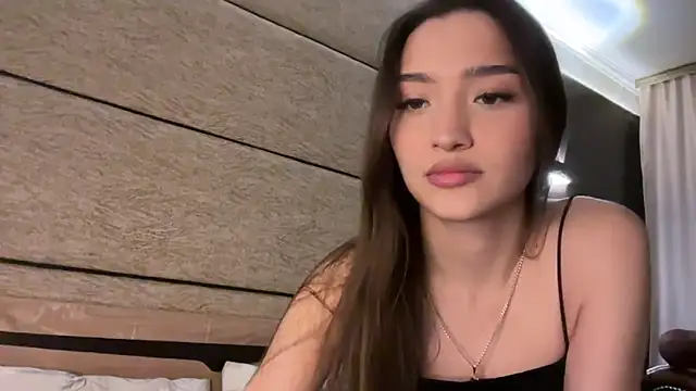 MilenaMilven online show from 01-01-25, 03:57