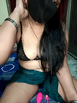 Snapshot of Soniya_444 chatting on 03-02-25, 06:51 Soniya 444 online show from 03-02-25, 06:51