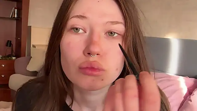 eva varnerr online show from 05-25-26, 03:12