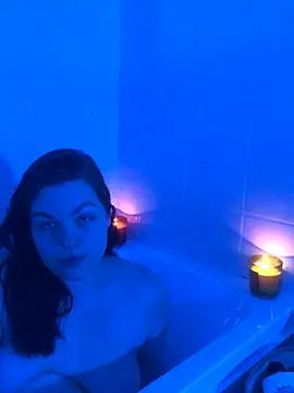 Snapshot of Charlotte_Ros chatting on 03-12-25, 12:15 Charlotte Ros online show from 03-12-25, 12:15