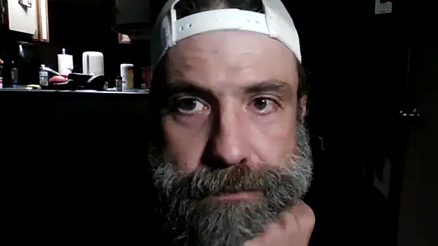 Snapshot of zaneporter46 chatting on 05-14-26, 01:40 zaneporter46 online show from 05-14-26, 01:40