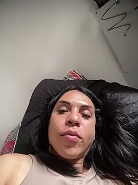 Snapshot of fox_naughty_violet chatting on 12-22-24, 11:44 fox naughty violet online show from 12-22-24, 11:44