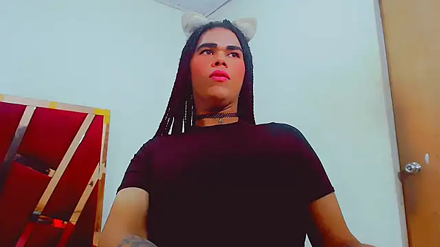 Snapshot of fox_naughty_violet chatting on 09-12-25, 07:36 fox naughty violet online show from 09-12-25, 07:36