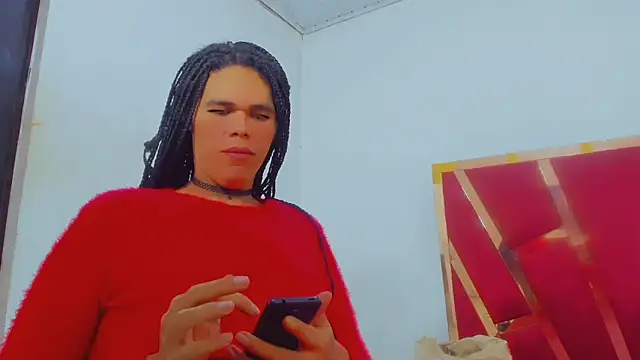 Snapshot of fox_naughty_violet chatting on 09-15-25, 07:36 fox naughty violet online show from 09-15-25, 07:36