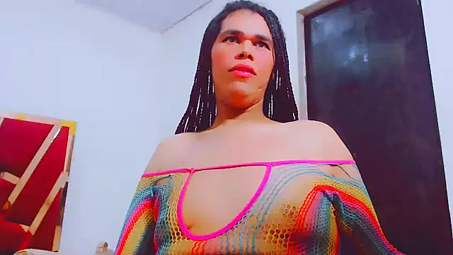 Snapshot of fox_naughty_violet chatting on 09-30-25, 07:41 fox naughty violet online show from 09-30-25, 07:41