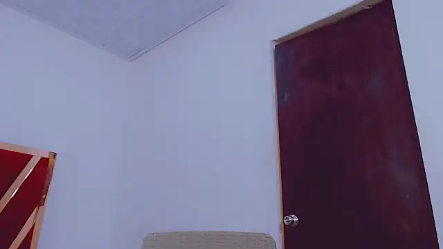 Snapshot of fox_naughty_violet chatting on 10-15-25, 04:23 fox naughty violet online show from 10-15-25, 04:23