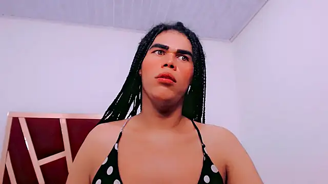 Snapshot of fox_naughty_violet chatting on 10-17-25, 03:20 fox naughty violet online show from 10-17-25, 03:20