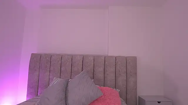 Snapshot of sam_lewins chatting on 11-04-25, 07:24 sam lewins online show from 11-04-25, 07:24