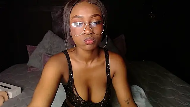 Snapshot of nikkystorm1_ chatting on 11-15-25, 02:35 nikkystorm1 online show from 11-15-25, 02:35