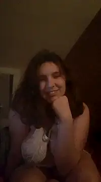 Snapshot of Heleneecesmecs2 chatting on 02-11-25, 01:31 Heleneecesmecs2 online show from 02-11-25, 01:31