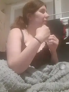 Snapshot of Heleneecesmecs2 chatting on 02-17-25, 10:25 Heleneecesmecs2 online show from 02-17-25, 10:25