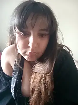 Heleneecesmecs2 online show from 04-21-26, 06:01