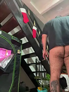 Snapshot of El_Titan1998 chatting on 01-02-25, 07:51 El Titan1998 online show from 01-02-25, 07:51