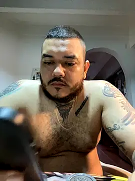 Snapshot of El_Titan1998 chatting on 09-26-25, 11:14 El Titan1998 online show from 09-26-25, 11:14