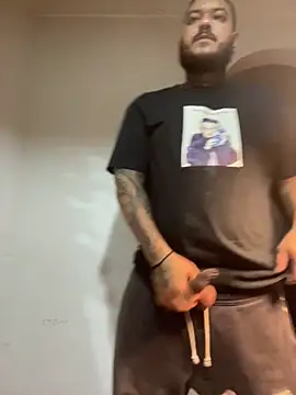 El Titan1998 online show from 04-25-26, 11:57