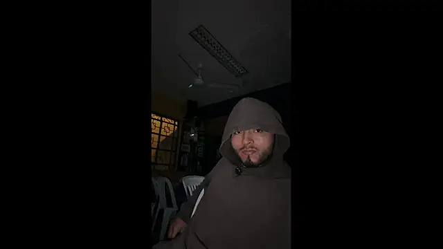 Snapshot of Beboteejoel chatting on 09-27-25, 03:55 Beboteejoel online show from 09-27-25, 03:55