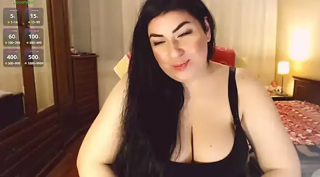 Snapshot of Huge_BoobsXXX chatting on 12-31-24, 09:06 Huge BoobsXXX online show from 12-31-24, 09:06