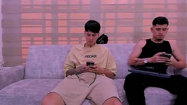 hell twink online show from 01-22-25, 08:17