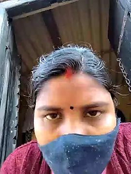 Snapshot of sweet_suman chatting on 01-10-25, 10:28 sweet suman online show from 01-10-25, 10:28