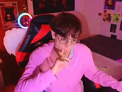 Snapshot of The_Princematt chatting on 11-11-25, 08:42 The Princematt online show from 11-11-25, 08:42