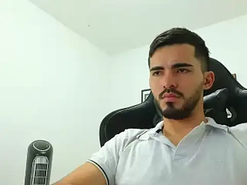 Massimoo 07 online show from 12-22-24, 04:06