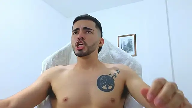 Massimoo 07 online show from 12-31-24, 10:12