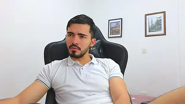 Massimoo 07 online show from 01-18-25, 06:43