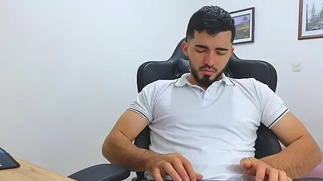 Massimoo 07 online show from 02-14-25, 11:20