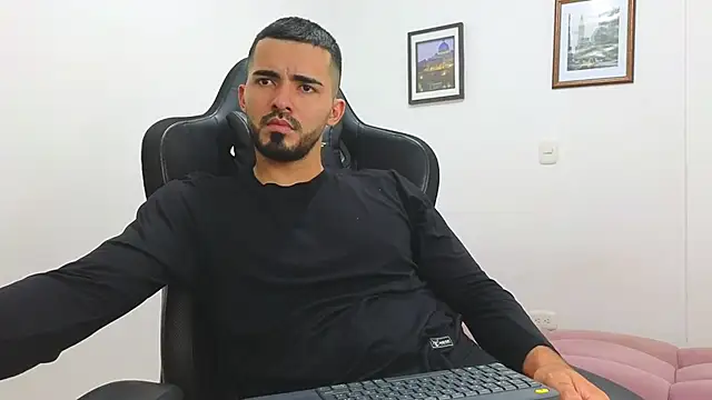 Massimoo 07 online show from 02-27-25, 10:31