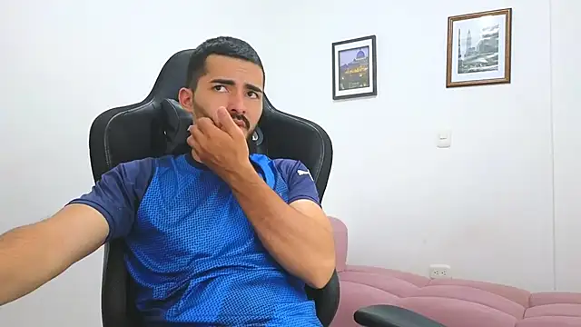 Massimoo 07 online show from 03-13-25, 09:37