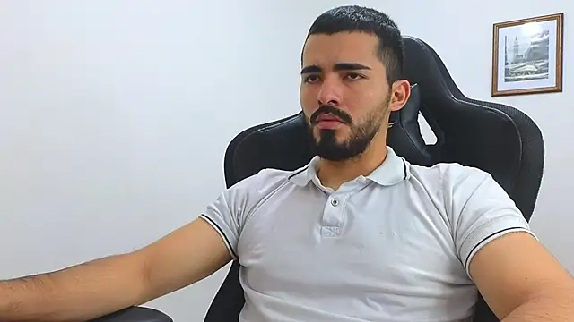 Massimoo 07 online show from 03-20-25, 07:35