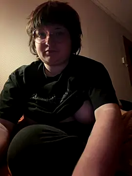  dwhorekin  online show from 11-30-25, 12:14