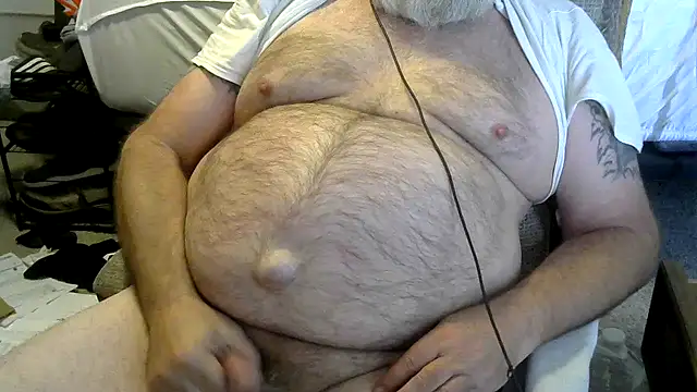 viejo oso online show from 03-08-26, 11:30