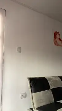 Snapshot of Sophia_cyrus11 chatting on 11-09-25, 04:27 Sophia cyrus11 online show from 11-09-25, 04:27