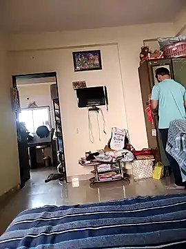 hot punekar online show from 02-24-25, 03:44