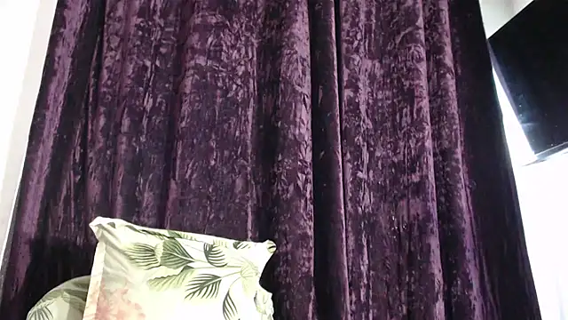 Ebonyxprincess  online show from 01-29-25, 10:32